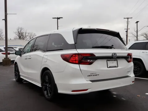 More photos of 2023 Honda Odyssey Sport at Jay Wolfe Honda, MO