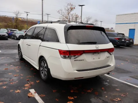 More photos of 2016 Honda Odyssey Touring Elite at Jay Wolfe Honda, MO