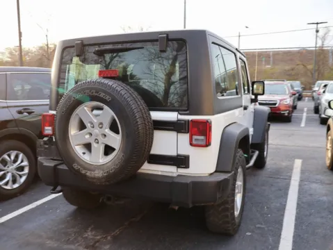 More photos of 2015 Jeep Wrangler Sport at Jay Wolfe Honda, MO