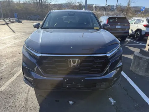 Photos of 2025 Honda CR-V EX-L for sale in Kansas City, MO at Jay Wolfe Honda