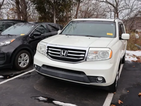 Another view of 2012 Honda Pilot EX-L for sale in Kansas City, MO at Jay Wolfe Honda