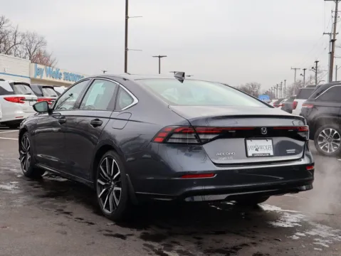 More photos of 2023 Honda Accord Hybrid Touring at Jay Wolfe Honda, MO