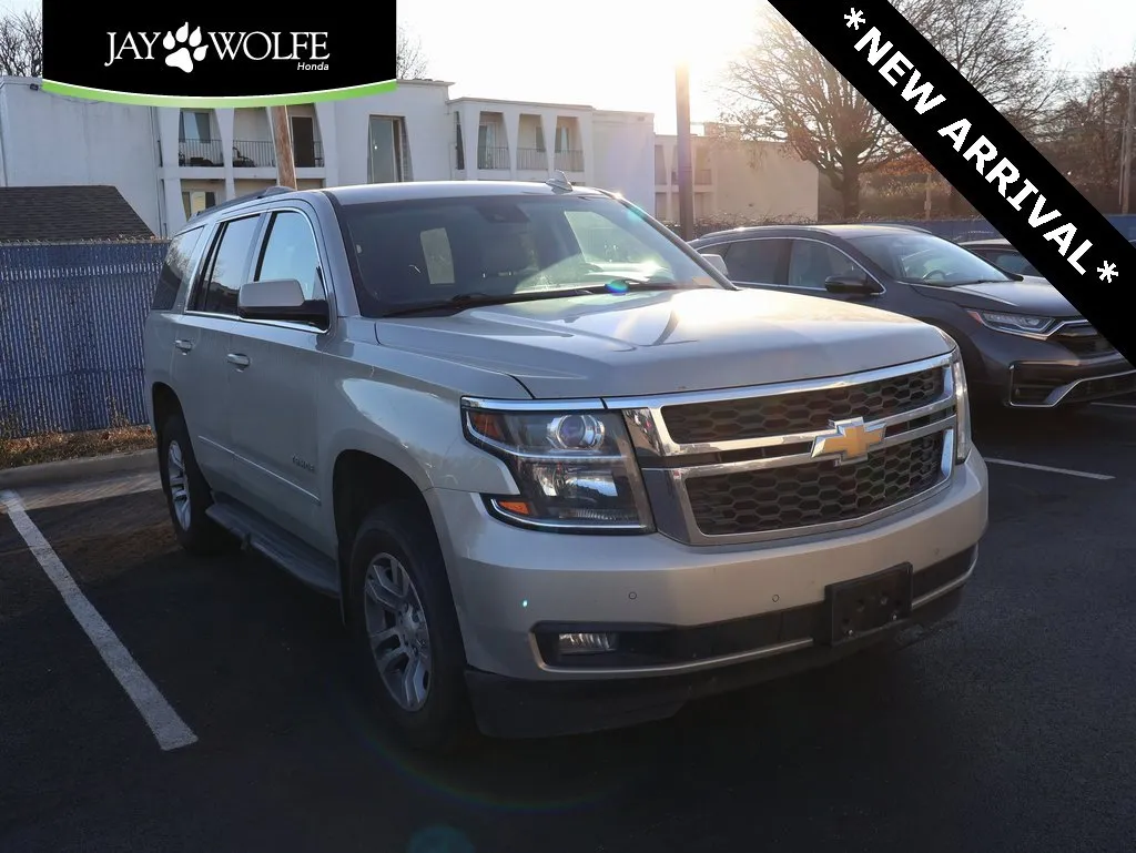 Silver 2015 Chevrolet Tahoe LT for sale in Kansas City, MO