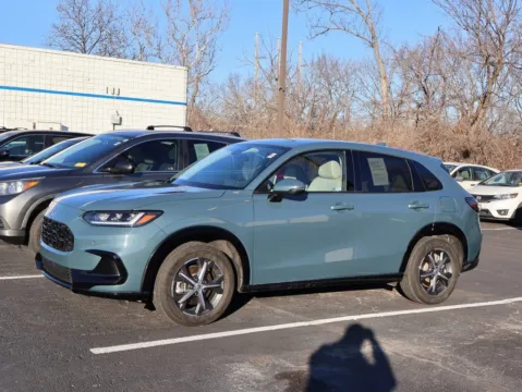 More photos of 2024 Honda HR-V EX-L at Jay Wolfe Honda, MO
