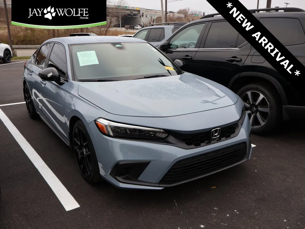 Gray 2022 Honda Civic Hatchback Sport for sale in Kansas City, MO