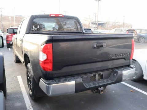More photos of 2017 Toyota Tundra SR5 at Jay Wolfe Honda, MO