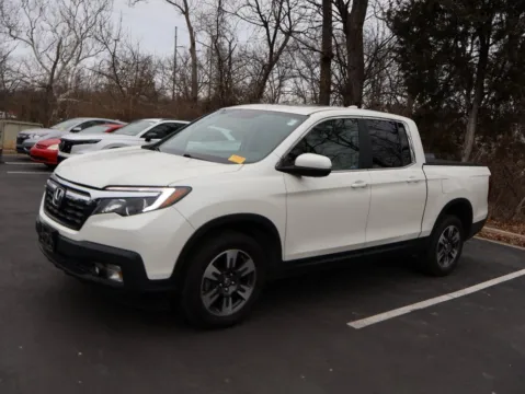 More photos of 2019 Honda Ridgeline RTL-T at Jay Wolfe Honda, MO
