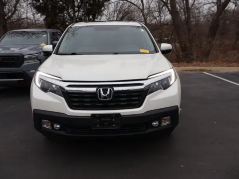 Photos of 2019 Honda Ridgeline RTL-T for sale in Kansas City, MO at Jay Wolfe Honda