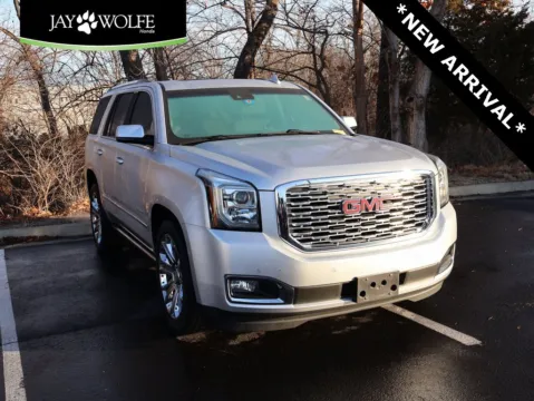 Silver 2019 GMC Yukon Denali for sale in Kansas City, MO