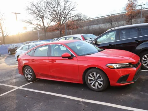 More photos of 2024 Honda Civic Sedan LX at Jay Wolfe Honda, MO