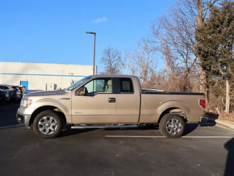 More photos of 2013 Ford F-150 XLT at Jay Wolfe Honda, MO