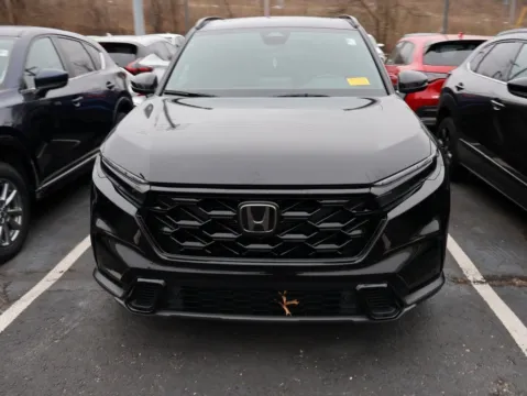 Photos of 2024 Honda CR-V Hybrid Sport-L for sale in Kansas City, MO at Jay Wolfe Honda