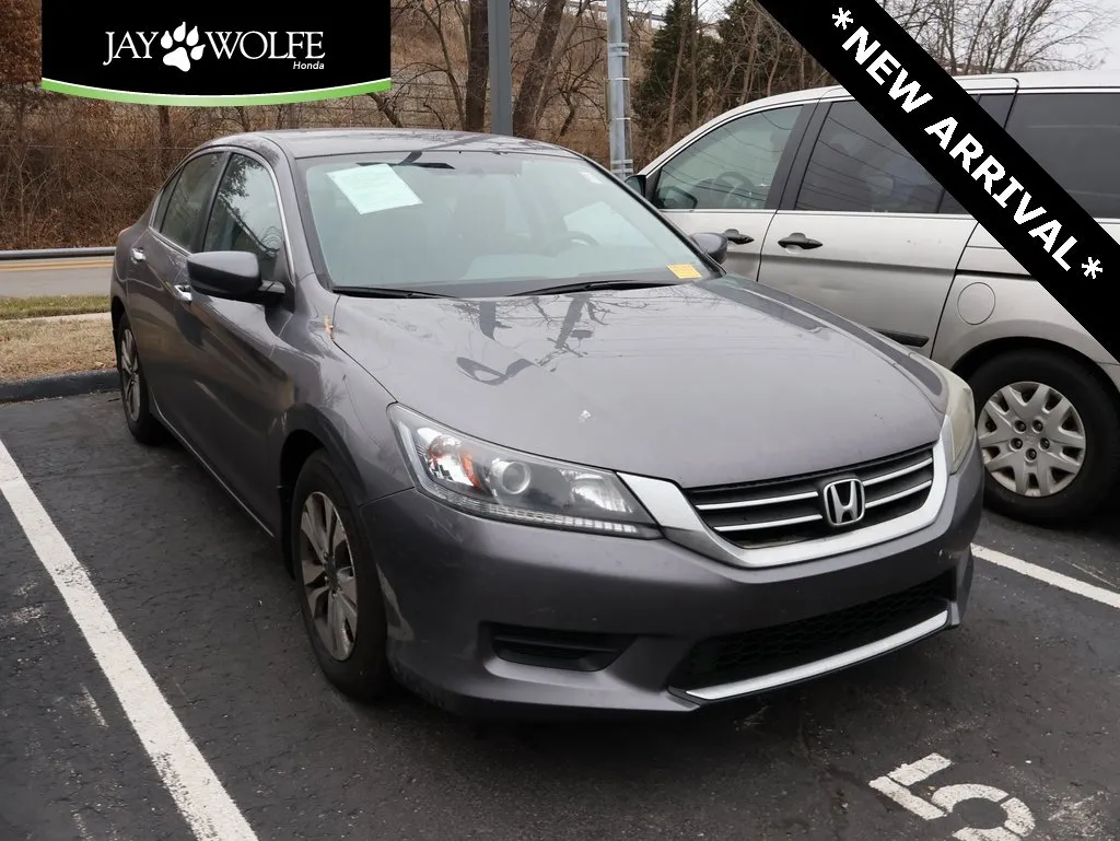 Gray 2014 Honda Accord Sedan LX for sale in Kansas City, MO