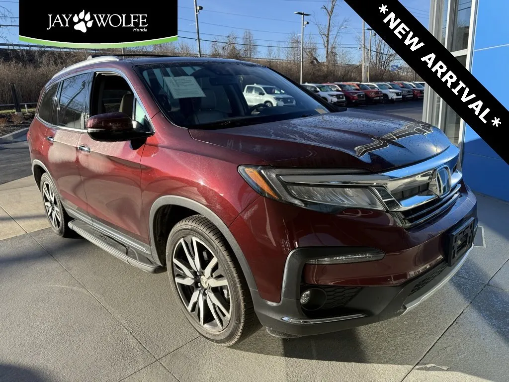 Red 2021 Honda Pilot Elite for sale in Kansas City, MO