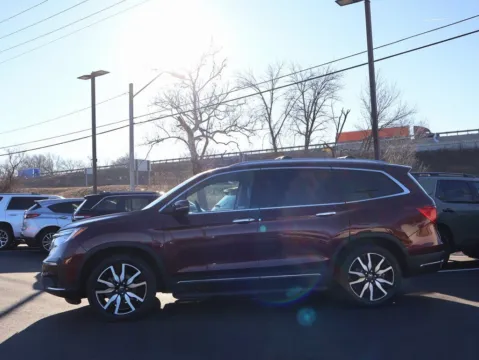 More photos of 2021 Honda Pilot Elite at Jay Wolfe Honda, MO