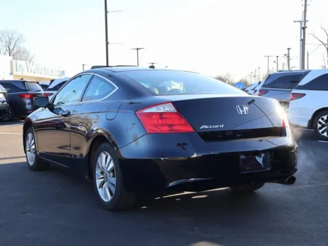 More photos of 2008 Honda Accord Cpe EX-L at Jay Wolfe Honda, MO