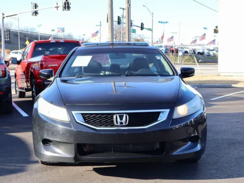 Photos of 2008 Honda Accord Cpe EX-L for sale in Kansas City, MO at Jay Wolfe Honda