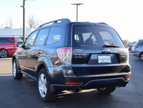 More photos of 2010 Subaru Forester 2.5X Limited at Jay Wolfe Honda, MO