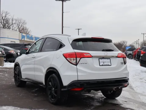 More photos of 2021 Honda HR-V Sport at Jay Wolfe Honda, MO