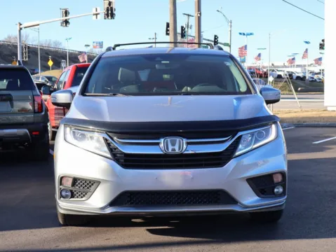 Photos of 2018 Honda Odyssey EX-L for sale in Kansas City, MO at Jay Wolfe Honda