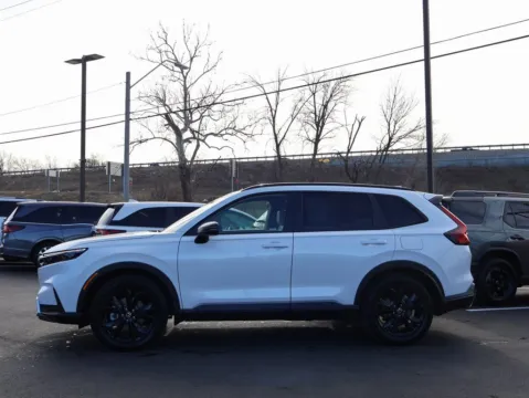 More photos of 2026 Honda CR-V Hybrid Sport Touring at Jay Wolfe Honda, MO