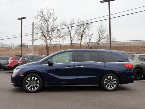 More photos of 2022 Honda Odyssey EX-L at Jay Wolfe Honda, MO