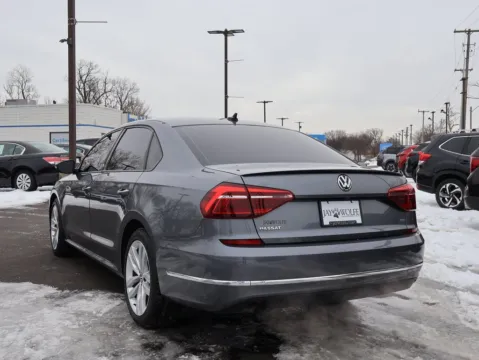 More photos of 2019 Volkswagen Passat 2.0T Wolfsburg Edition at Jay Wolfe Honda, MO