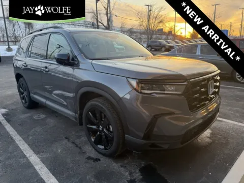 Gray 2025 Honda Pilot Black Edition for sale in Kansas City, MO