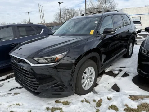 Another view of 2024 Toyota Grand Highlander XLE for sale in Kansas City, MO at Jay Wolfe Honda