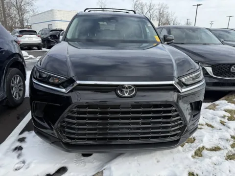 Photos of 2024 Toyota Grand Highlander XLE for sale in Kansas City, MO at Jay Wolfe Honda