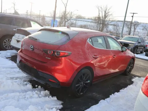 More photos of 2019 Mazda Mazda3 Hatchback w/Premium Pkg at Jay Wolfe Honda, MO