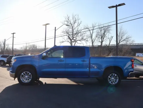 More photos of 2023 Chevrolet Silverado 1500 LT at Jay Wolfe Honda, MO