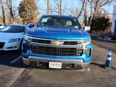 Photos of 2023 Chevrolet Silverado 1500 LT for sale in Kansas City, MO at Jay Wolfe Honda