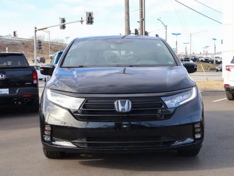 Photos of 2023 Honda Odyssey Sport for sale in Kansas City, MO at Jay Wolfe Honda