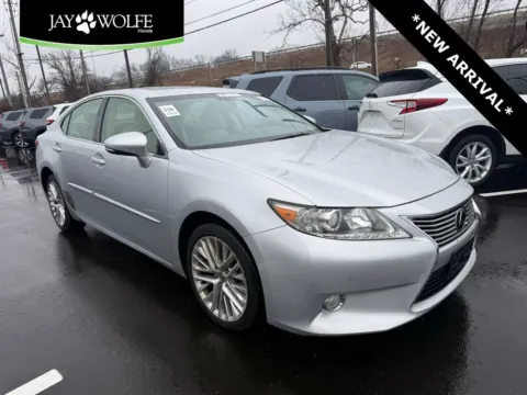 Silver 2013 Lexus ES 350 4dr Sdn for sale in Kansas City, MO