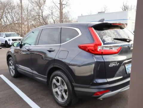 More photos of 2019 Honda CR-V EX at Jay Wolfe Honda, MO