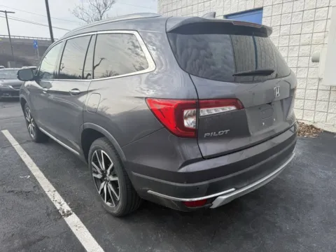 More photos of 2020 Honda Pilot Elite at Jay Wolfe Honda, MO