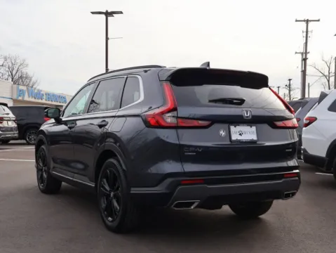 More photos of 2025 Honda CR-V Hybrid Sport Touring at Jay Wolfe Honda, MO