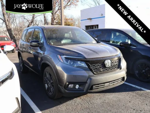 Gray 2020 Honda Passport EX-L for sale in Kansas City, MO