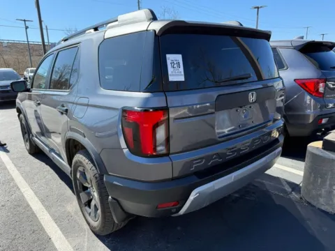 More photos of 2026 Honda Passport RTL at Jay Wolfe Honda, MO
