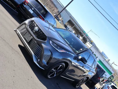 Another view of 2021 Toyota Highlander XSE for sale in Kansas City, MO at Jay Wolfe Honda