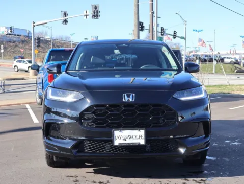 Photos of 2023 Honda HR-V EX-L for sale in Kansas City, MO at Jay Wolfe Honda