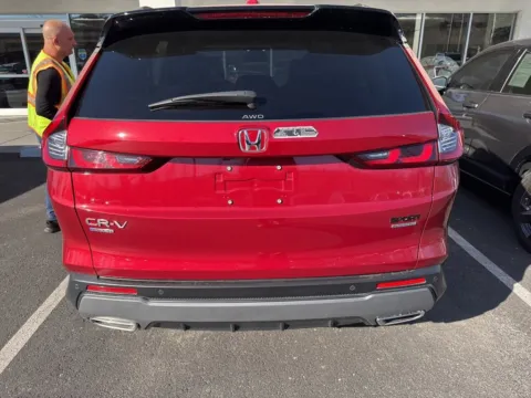 More photos of 2025 Honda CR-V Hybrid Sport Touring at Jay Wolfe Honda, MO
