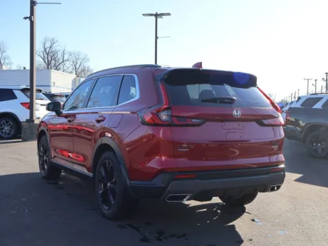 More photos of 2025 Honda CR-V Hybrid Sport Touring at Jay Wolfe Honda, MO