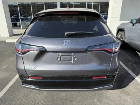 More photos of 2024 Honda HR-V EX-L at Jay Wolfe Honda, MO