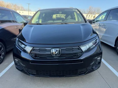 Photos of 2026 Honda Odyssey EX-L for sale in Kansas City, MO at Jay Wolfe Honda