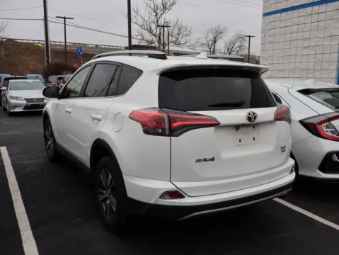 More photos of 2017 Toyota RAV4 XLE at Jay Wolfe Honda, MO