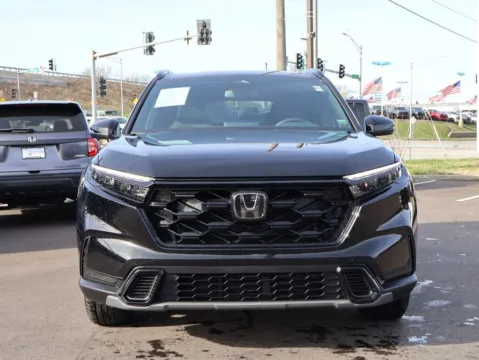 Photos of 2023 Honda CR-V Hybrid Sport for sale in Kansas City, MO at Jay Wolfe Honda