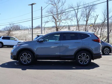 More photos of 2022 Honda CR-V EX-L at Jay Wolfe Honda, MO