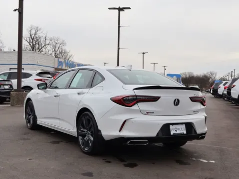More photos of 2023 Acura TLX w/A-Spec Package at Jay Wolfe Honda, MO